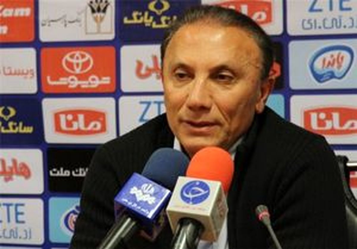 واکنش درخشان به  کنار گذاشتن رفیعی و مصلح
