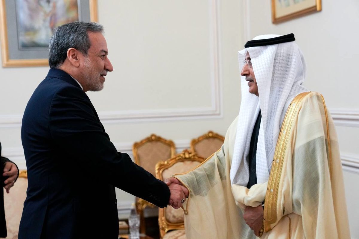 
جزئیات دیدار دیپلمات ارشد عربستان با عراقچی
