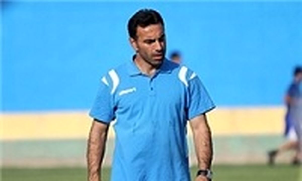 فکری: بیات خیالبافی کرده است