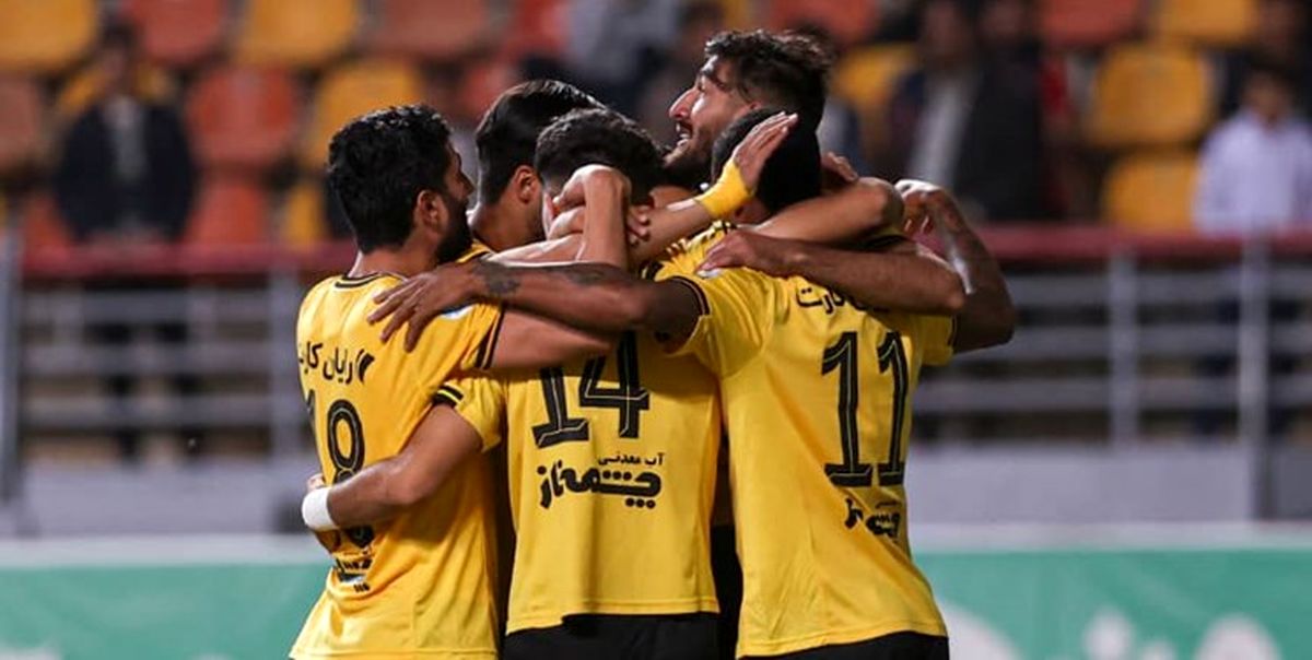 سپاهان از استقلال و پرسپولیس فاصله گرفت