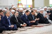 «بشار اسد» نماز عید فطر را در مسجد جامع «دمشق» اقامه کرد + تصاویر