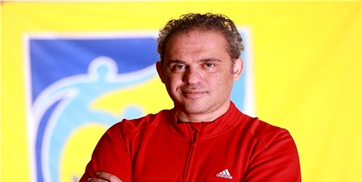 کارشناس فوتبال : داور پنالتی واضح را برای پرسپولیس نگرفت