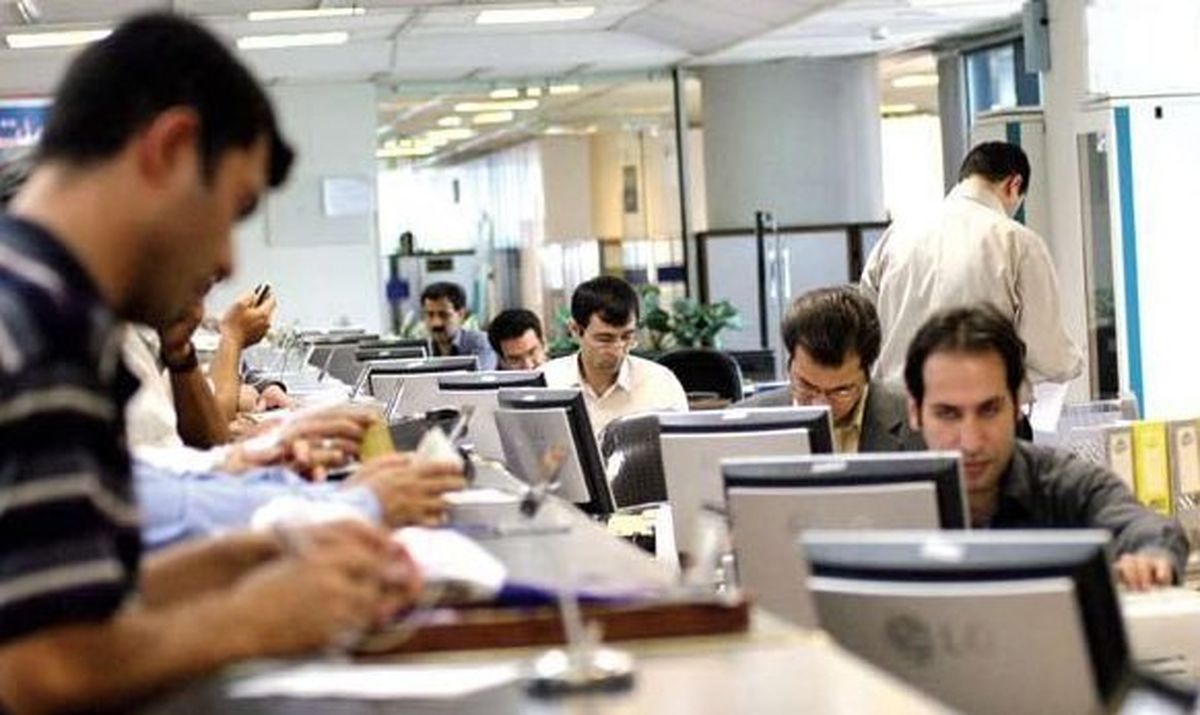 درخواست یک نماینده مجلس برای ادامه دورکاری کارمندان دولت