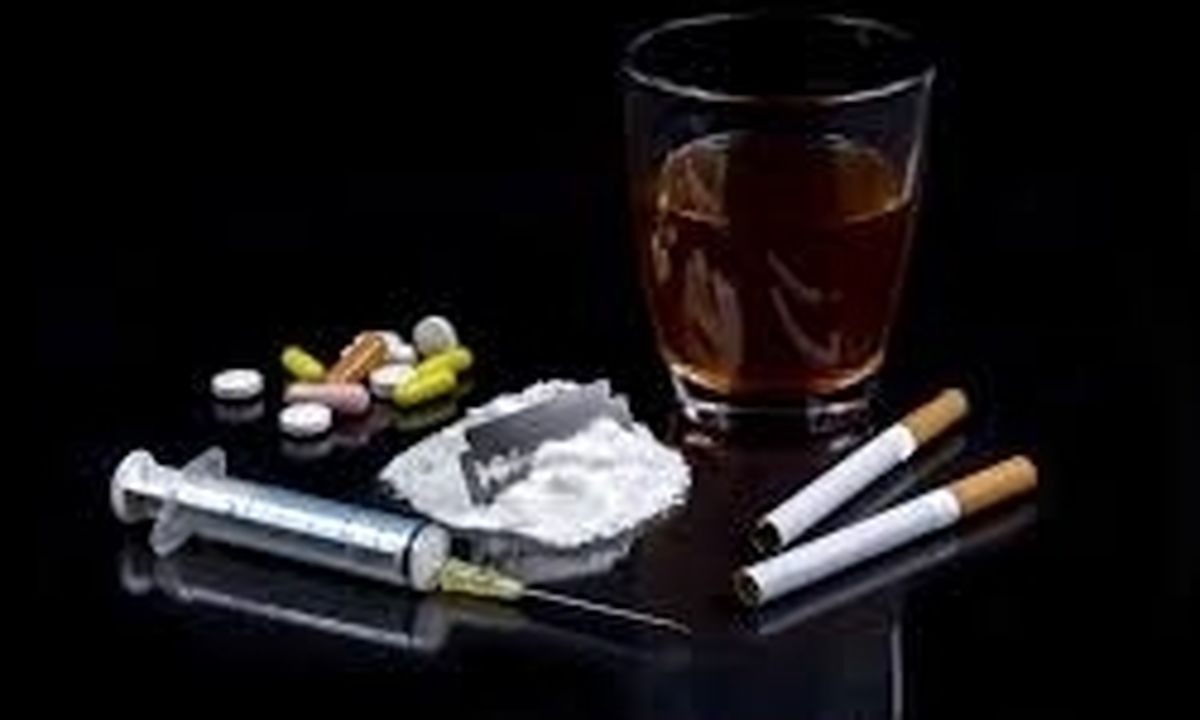 ۱۵ سالگی؛ سن شروع مصرف مواد در دانش آموزان