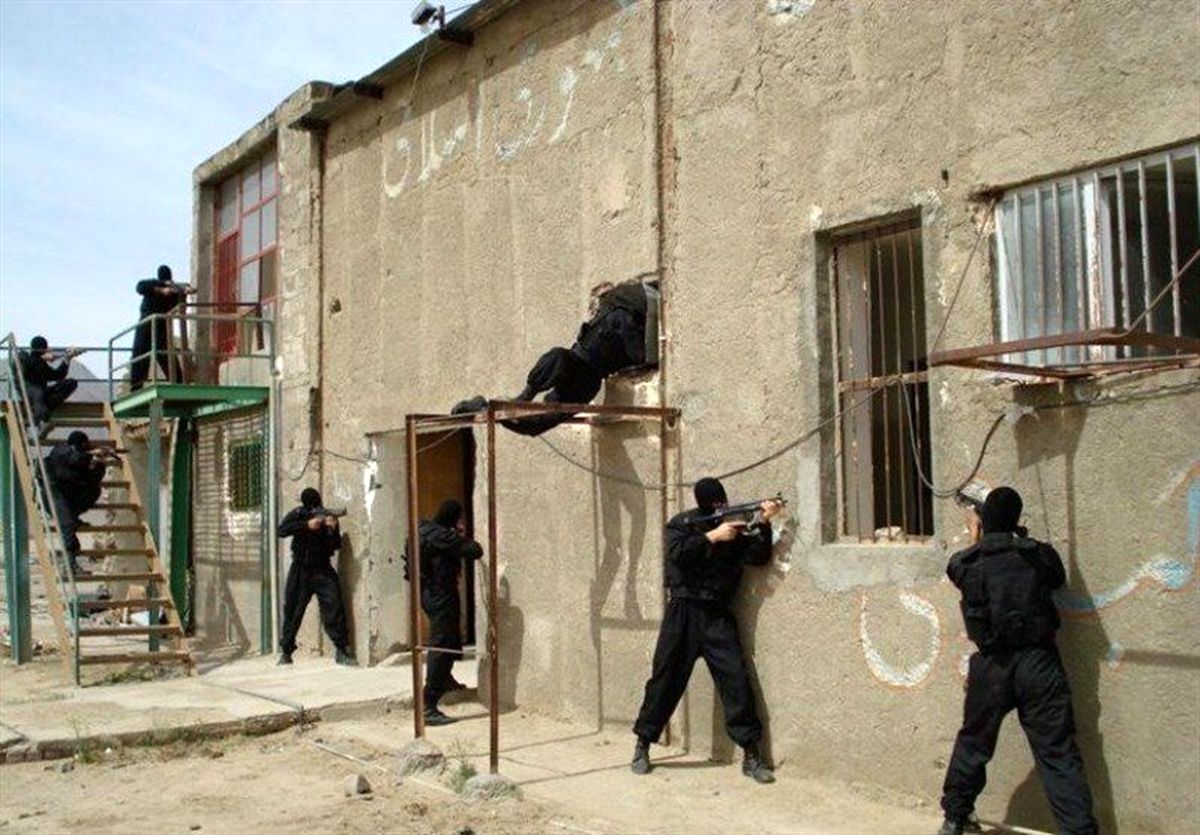 آموزش در کشور همسایه کشتار در ایران