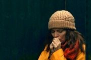 تصمیم خطرناک یک زن برای فرار از بیکاری/عکس 