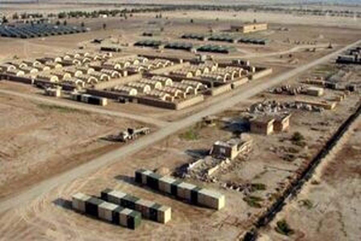 حمله پهپادی به پایگاه عین الاسد