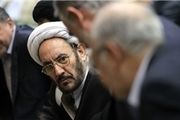 آقای یونسی چه کسی دروغ می‌گوید؟