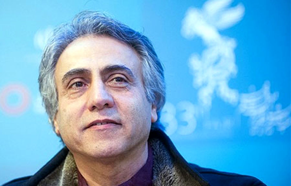 خارج گردی بازیگر پرطرفدار دهه 60 /عکس