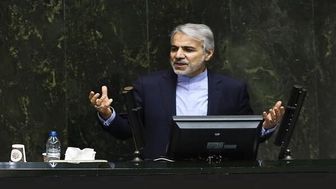 نوبخت در صحن علنی مجلس حضور یافت