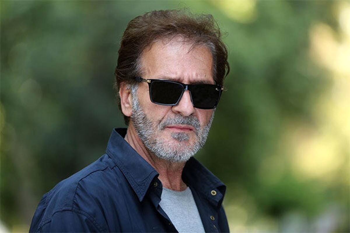 سوپراستار دهه 70: تا کی سوار موتور شم و بروم خواستگاری؟!
