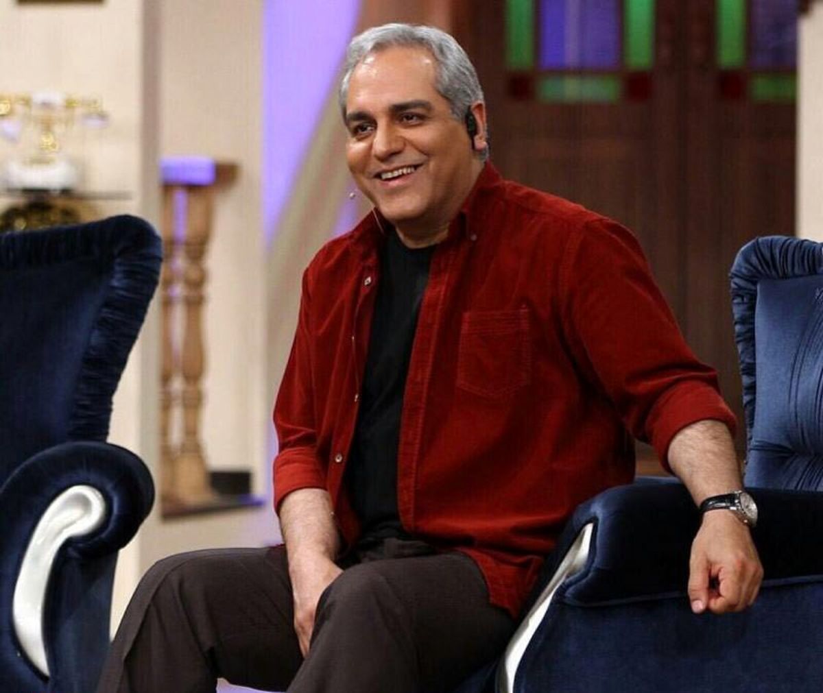 «مهران مدیری» سوار بر یک ماشین لاکچری/ عکس