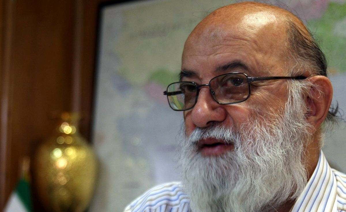 مهدی چمران در بیمارستان بستری شد
