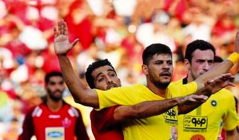 ستاره مدنظر پرسپولیس در راه ایران/ پنجره پرسپولیس باز نشد!