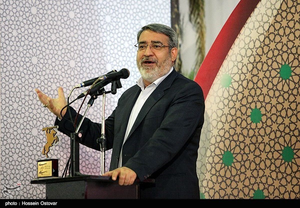 همه ‌سرباز رهبری هستیم/کسانی که دم از جدایی آقا و روحانی می‌زنند جفا می‌کنند