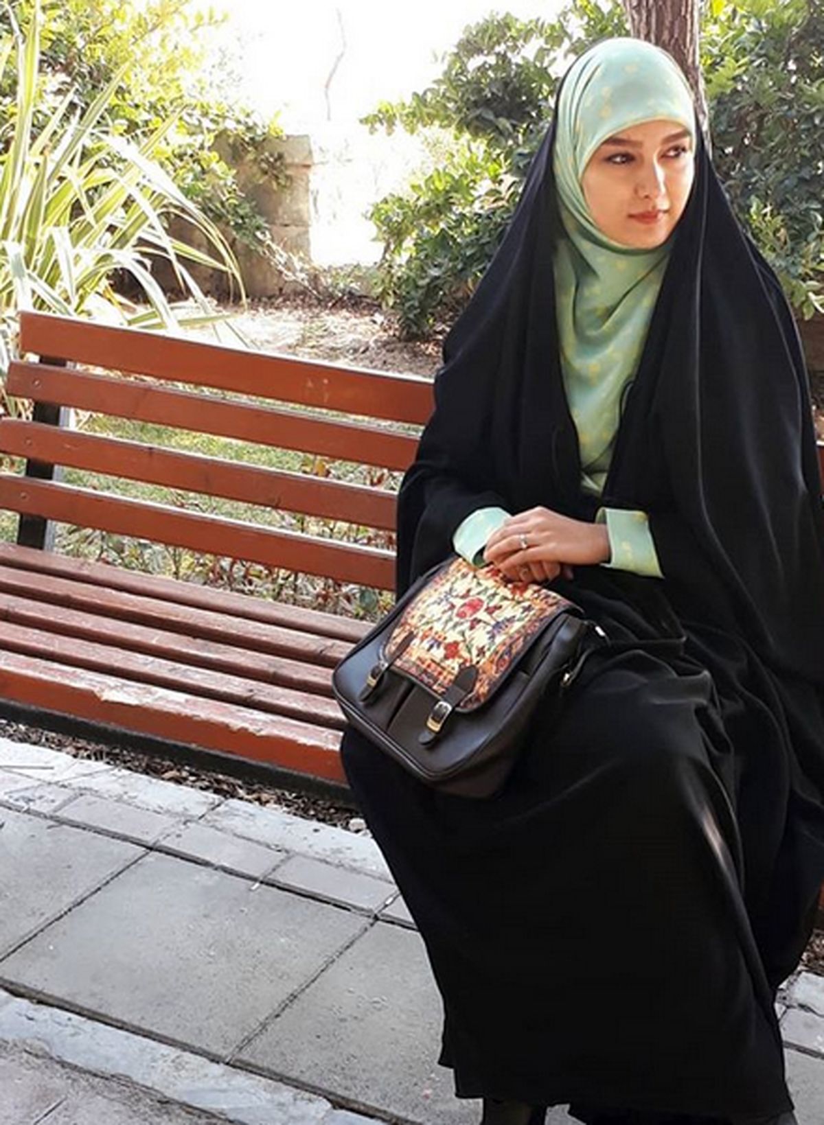دورهمی خانم مجری با دوستانش