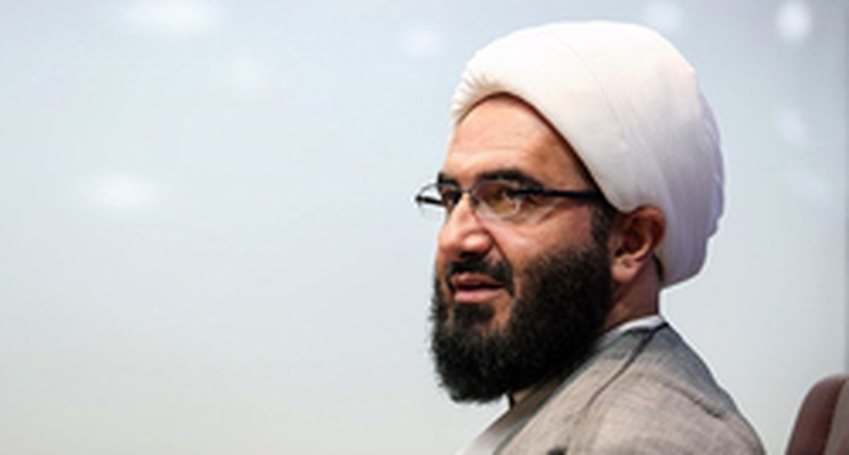 ائمه جمعه در حوزه مأموریتی خود مثل شهید بهشتی عمل کنند