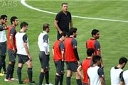 مراسم بدرقه از ملی‌پوشان فوتبال در سالن اجلاس سران