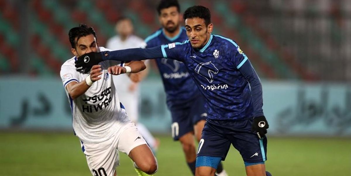 مهاجم پیکان در پرسپولیس ماندنی شد