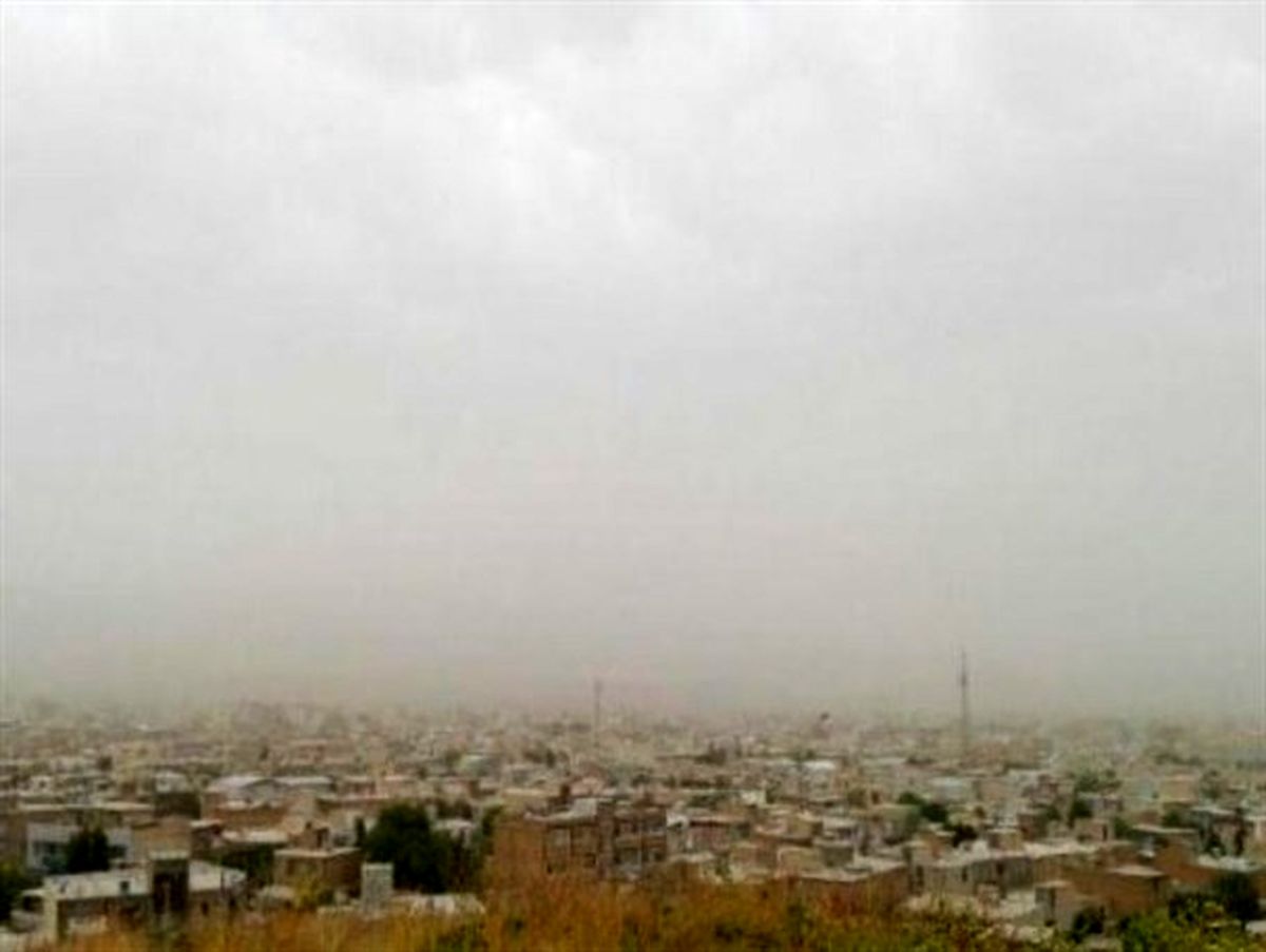 گرد و خاک بار دیگر گیلانغرب را در برگرفت