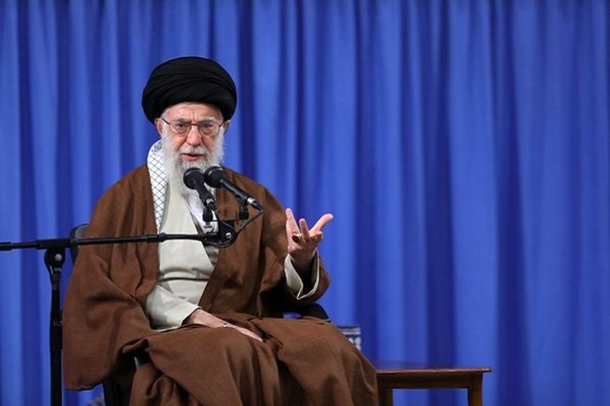 وزارت اطلاعات باید صد در صد انقلابی بماند