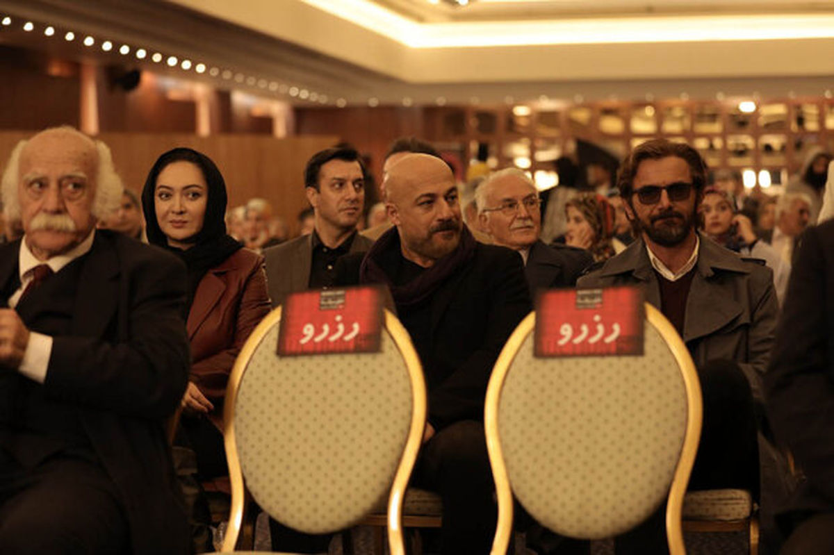 خداحافظی نیکی کریمی و امین حیایی با «آقازاده»
