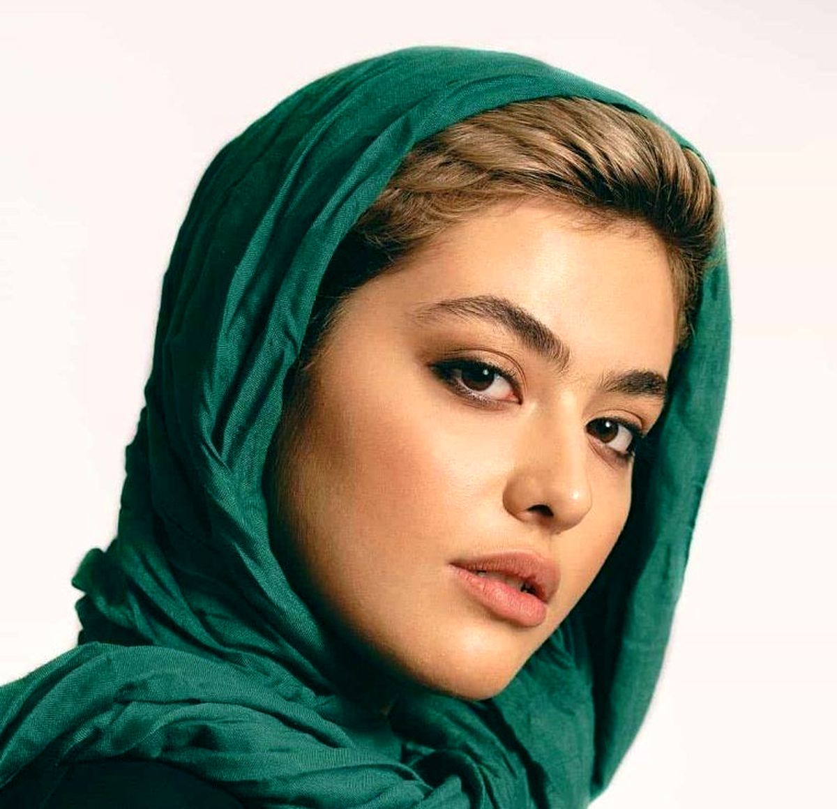 توئیت جدید «ریحانه پارسا» در پی حواشی اخیر زندگی‌اش/ عکس
