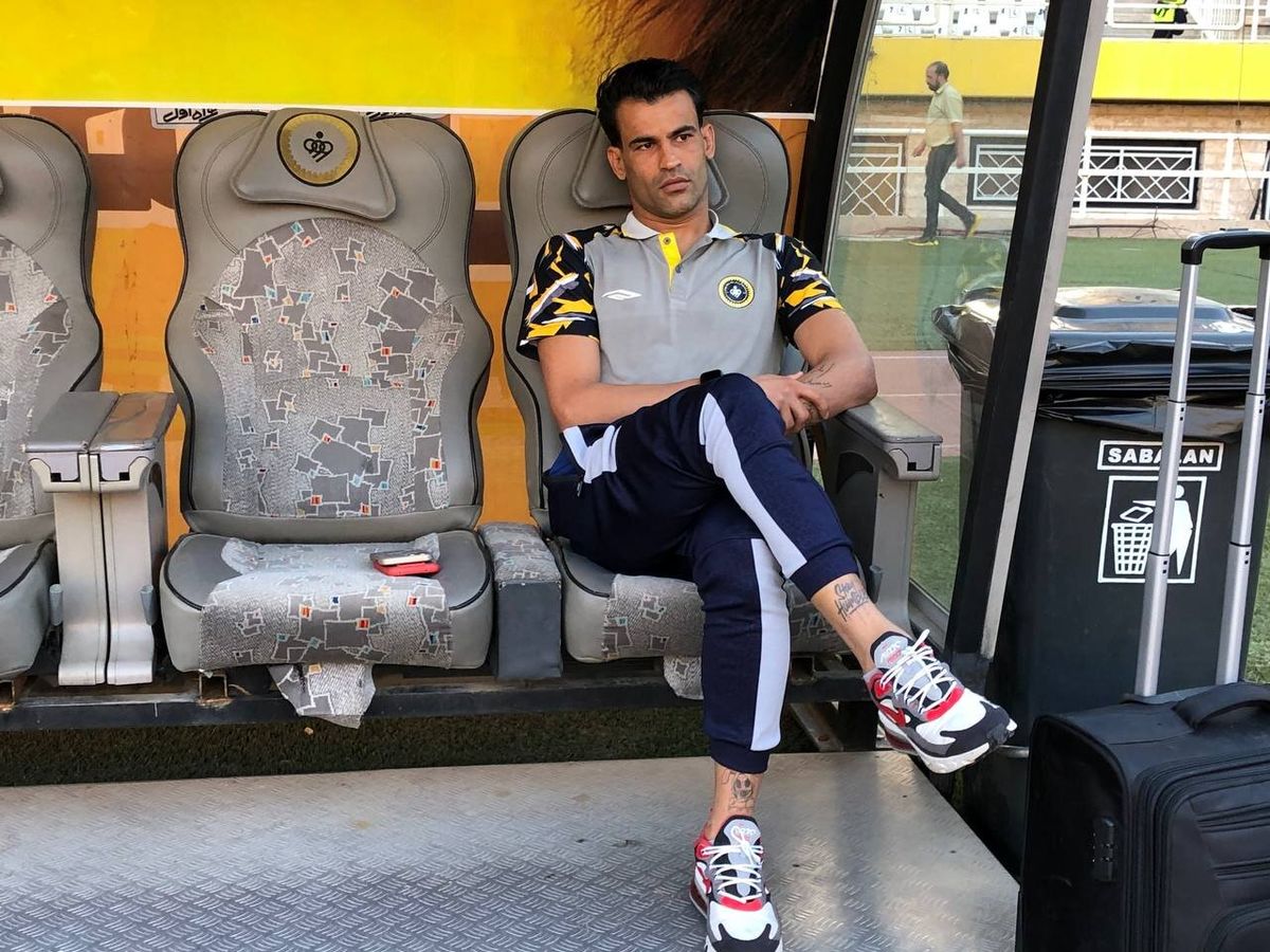خبر فوری| عیسی آل کثیر از بازی با استقلال خوزستان خط خورد
