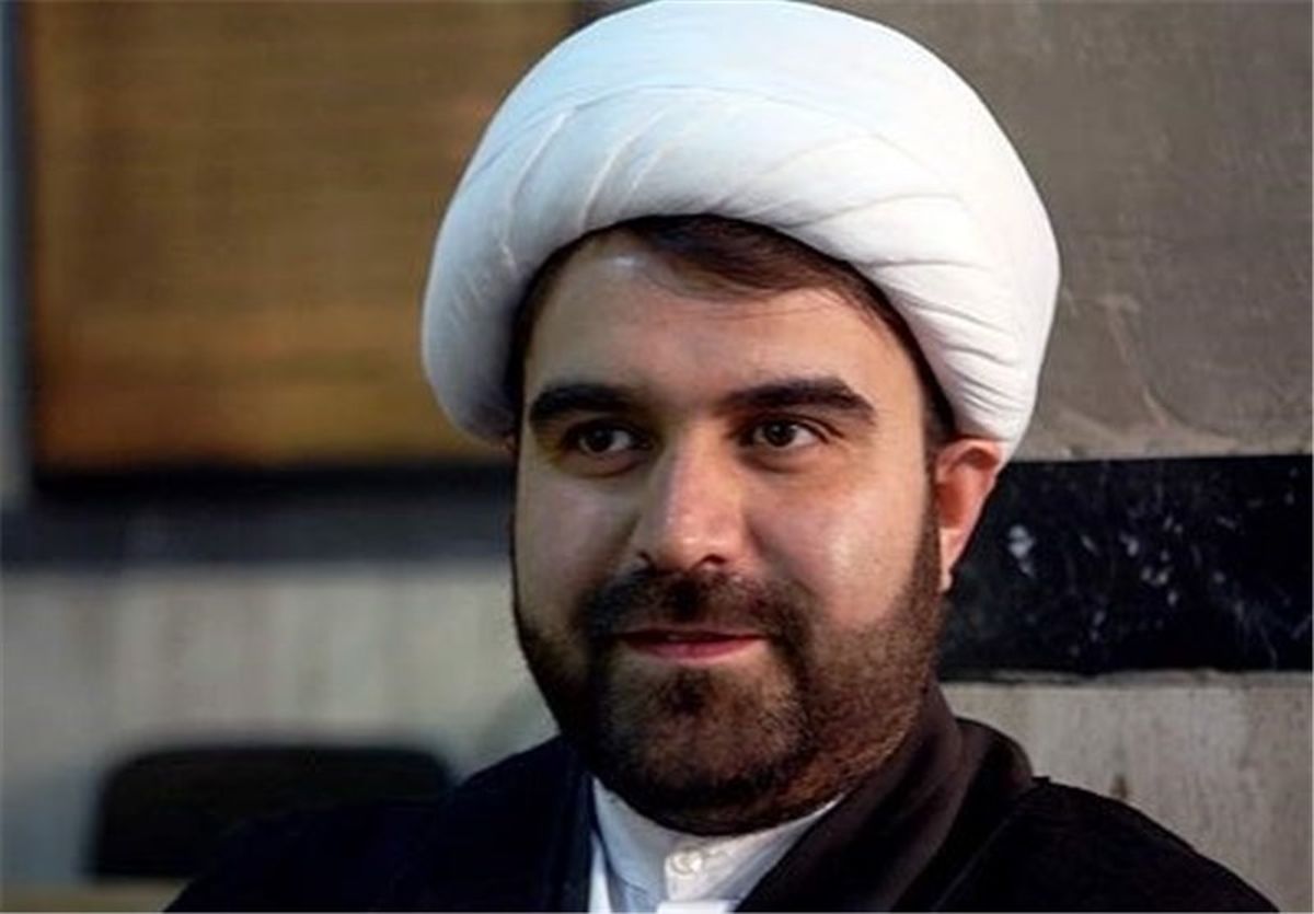 نوه امام: هرکس پیرو آیت الله خامنه‌ای نباشد، پیرو امام نیست