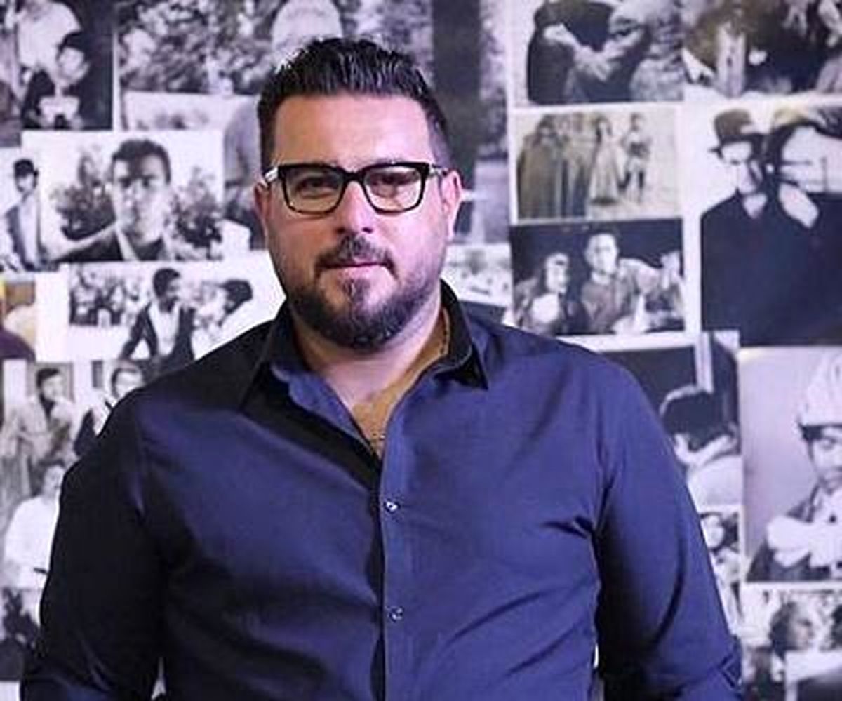دورهمی دوستانه بازیگر «هم گناه» بدون حتی یک ماسک!/ عکس
