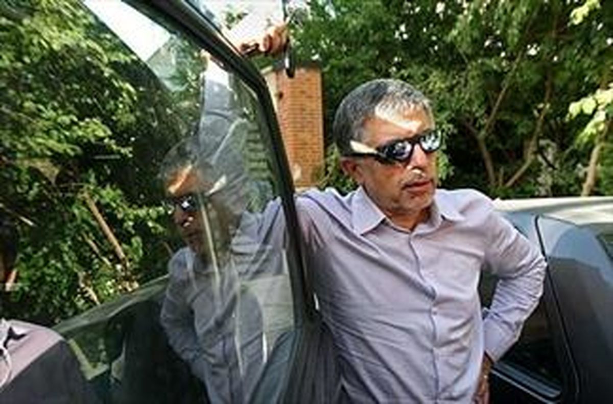 یاران کرباسچی گنج قارون دارند که میلیاردی ولخرجی می‌کنند؟!