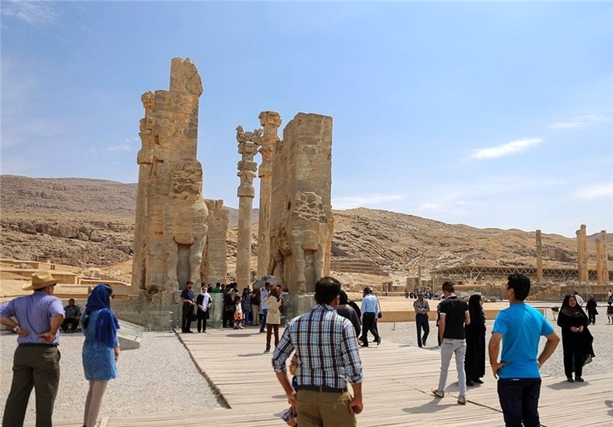 مراکز اقامتی مجموعه جهانی تخت جمشید احیاء می‌شود