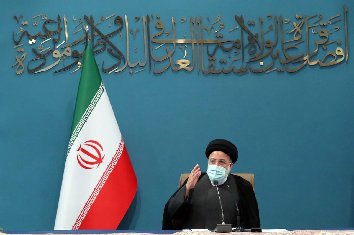 دولت در امر به معروف و نهی از منکرات اقتصادی مصمم است