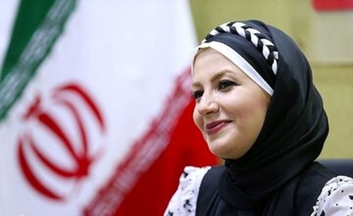 واکنش ملیکا زارعی به حضور رهبرانقلاب در نماز جمعه 