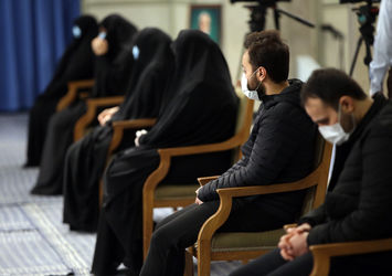 دیدار دست‌اندرکاران مراسم سالگرد شهید سلیمانی با رهبر معظم انقلاب اسلامی