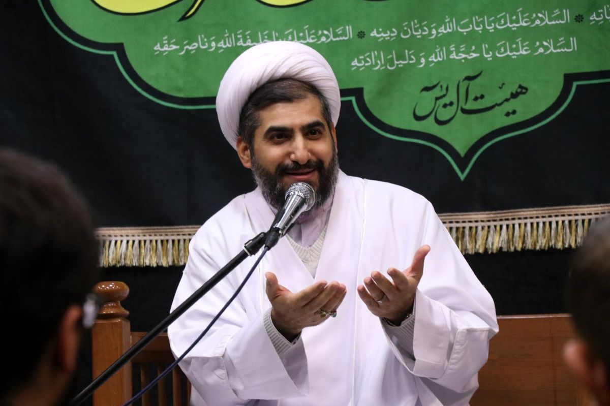 کتابی که ولی عصر (ع) با دست خود نوشتند/ لطف صاحب الزمان(عج) درحق علامه حلی