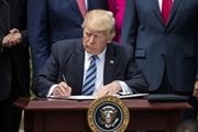 ترامپ: با ایران معامله کنید مجازات می‌شوید