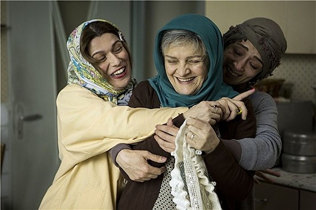 رستوران گردی جمعی خانم های بازیگر/ عکس