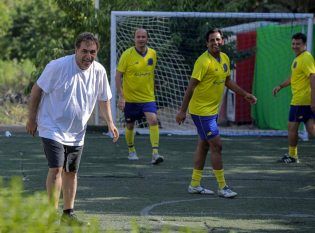 حضور ستاره‌های فوتبال ایران در سریال «پدر گواردیولا»+ عکس