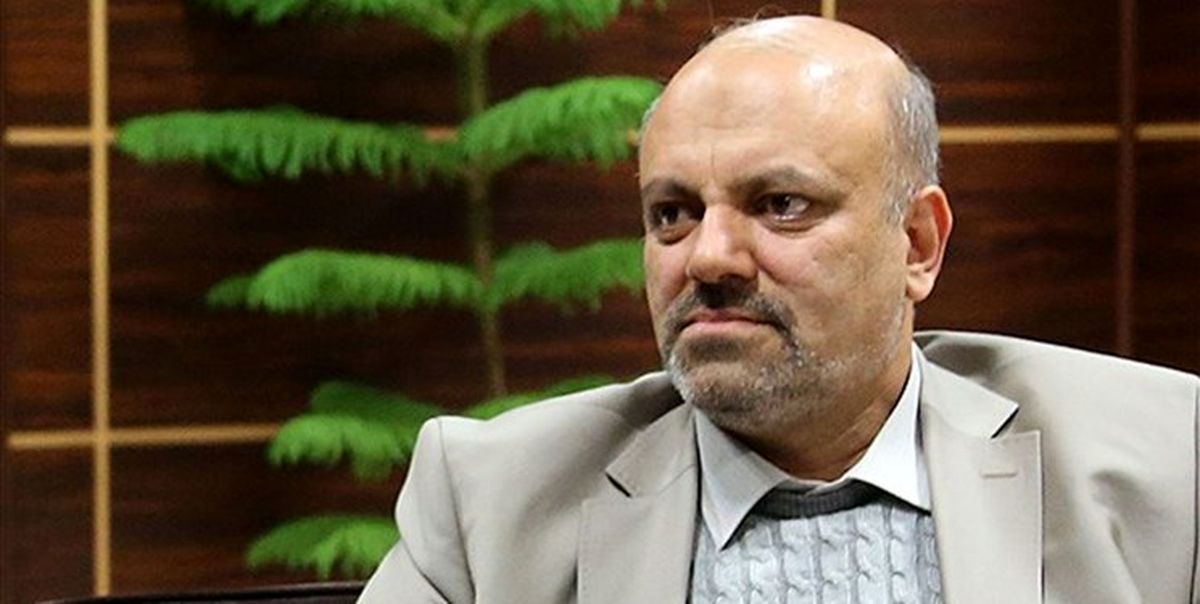 مجلس یازدهم بساط امضاهای طلایی و رانت‌خواری‌ها را جمع کند
