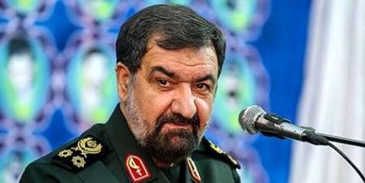 حمله توئیتری محسن رضایی به حسن روحانی