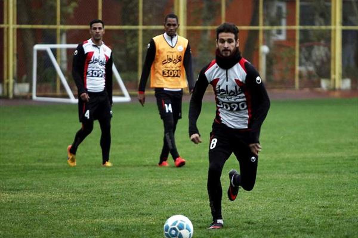 هافبک پرسپولیس:با برانکو قهر نیستم