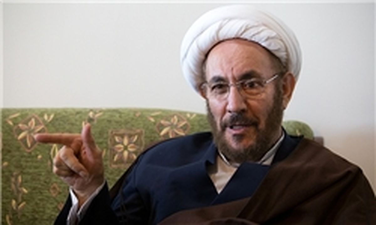 از نزدیکان دولت و وزرا کسی را نداریم نجومی باشد