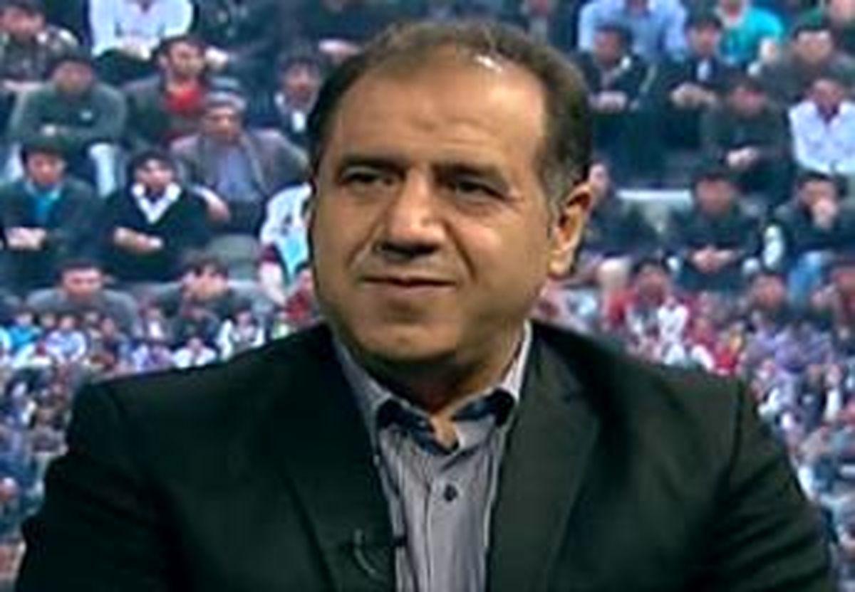 کسی را در فدراسیون نزدم
