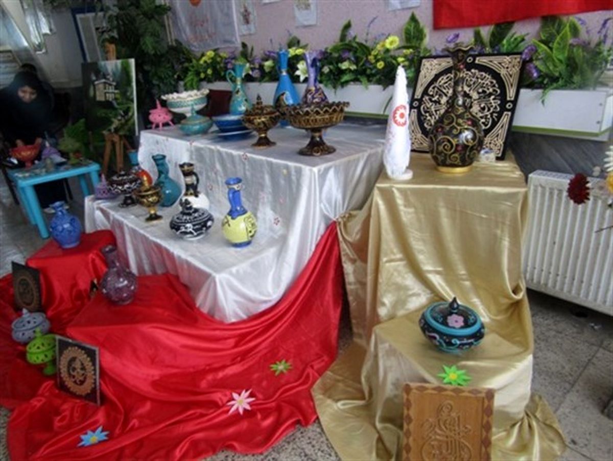 هنرنمایی دستانی که معلولیت به چشم نمی‌آید