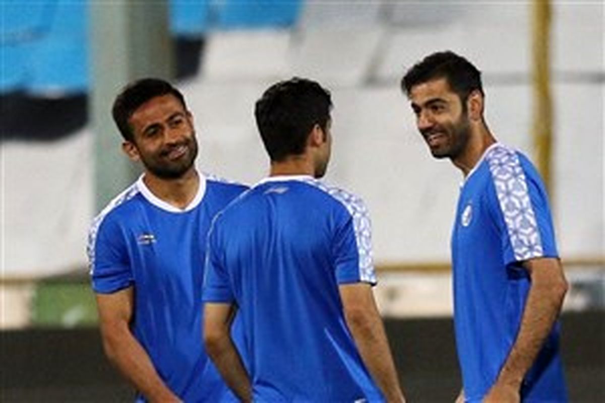 خطر جدایی چند بازیکن از استقلال
