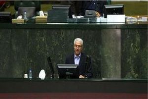 وزیر علوم باز هم از مجلس کارت زرد گرفت