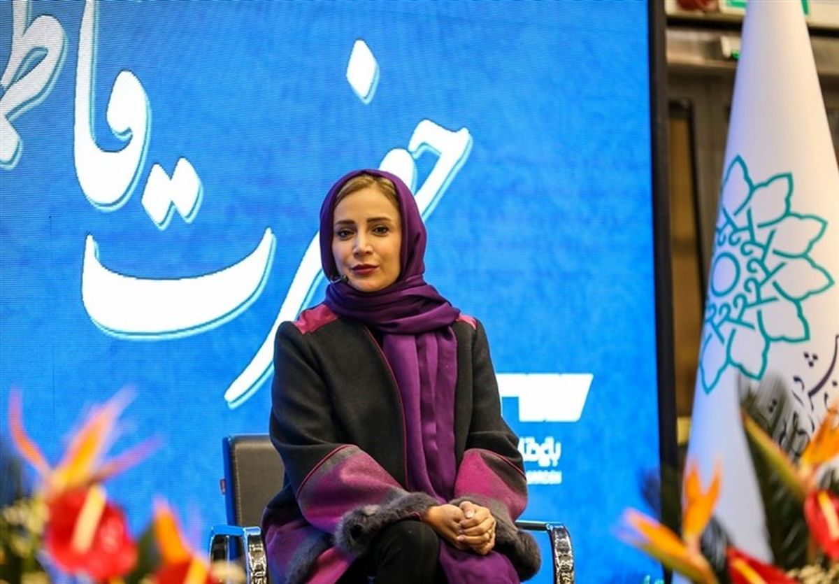 شبنم قلی‌خانی در جشن ولادت حضرت زهرا (س) | حضور شبنم قلی‌خانی در جشن باغ‌کتاب