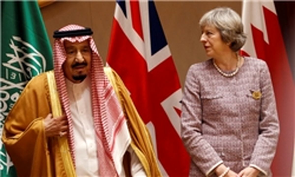 پادشاه عربستان به ترزا می نشان افتخار داد