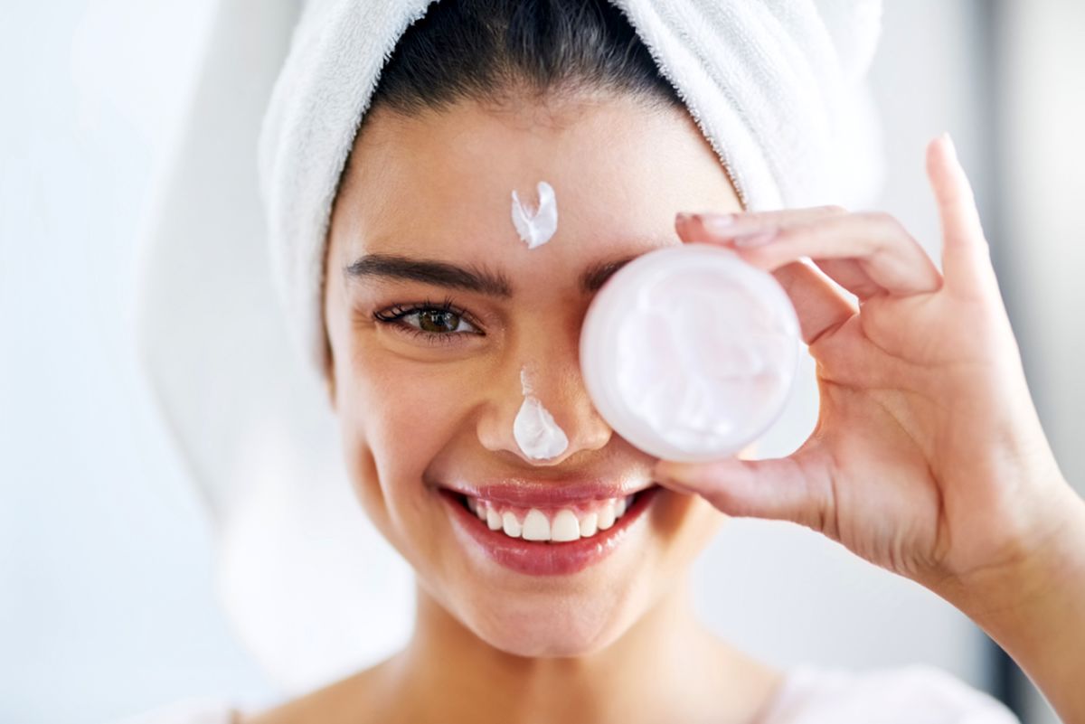 چرا برای خرید محصولات پوستی می توانیم به رنگدونه اعتماد کنیم؟

